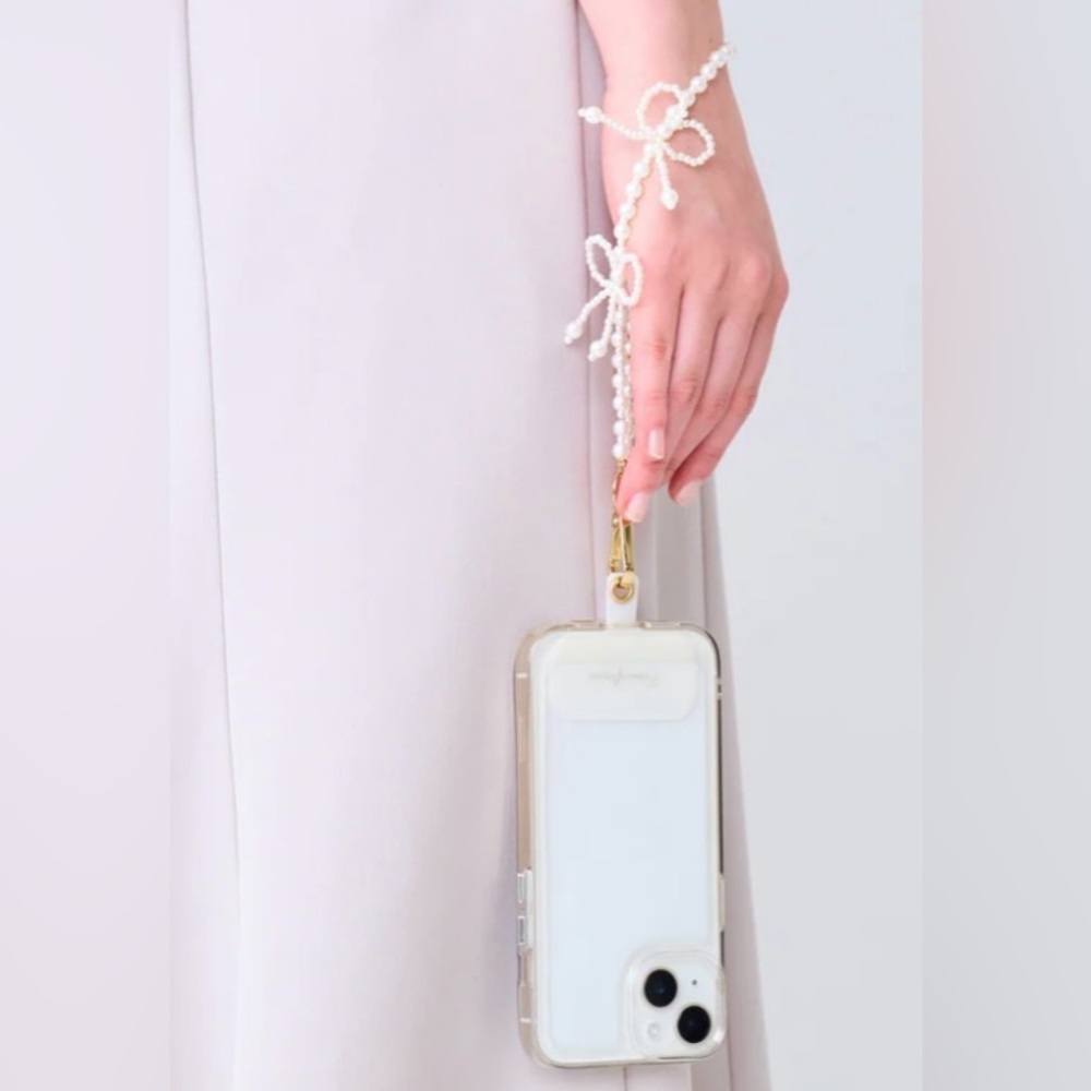 NWT Beaded Pearl Smartphone Ribbon Strap